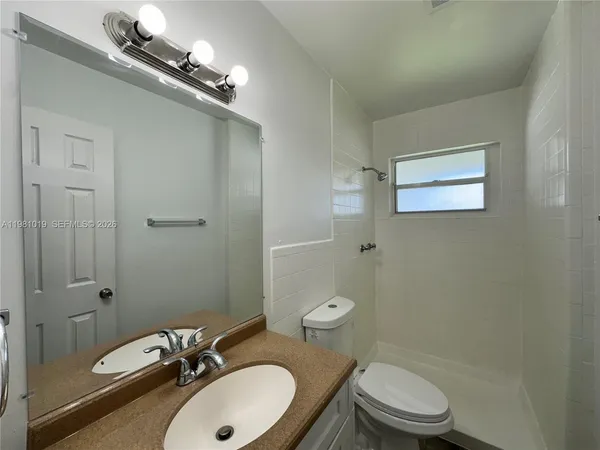 $1,550 | 1411 North Dixie Highway, Unit 4, Fort Lauderdale, FL 33304