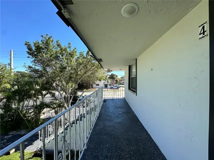 $1,595 | 1411 North Dixie Highway, Unit 4, Fort Lauderdale, FL 33304
