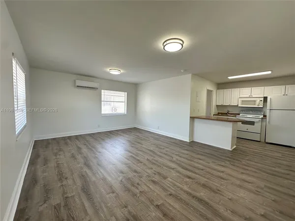 $1,550 | 1411 North Dixie Highway, Unit 4, Fort Lauderdale, FL 33304