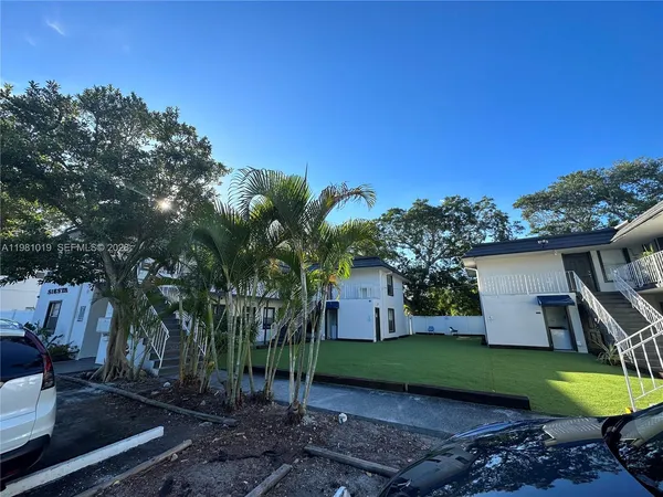 $1,550 | 1411 North Dixie Highway, Unit 4, Fort Lauderdale, FL 33304