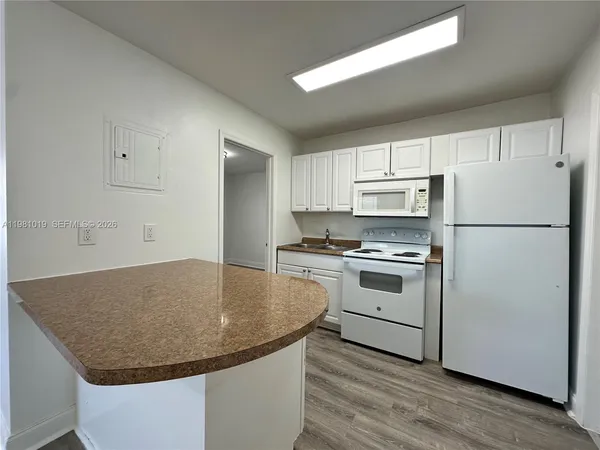 $1,550 | 1411 North Dixie Highway, Unit 4, Fort Lauderdale, FL 33304