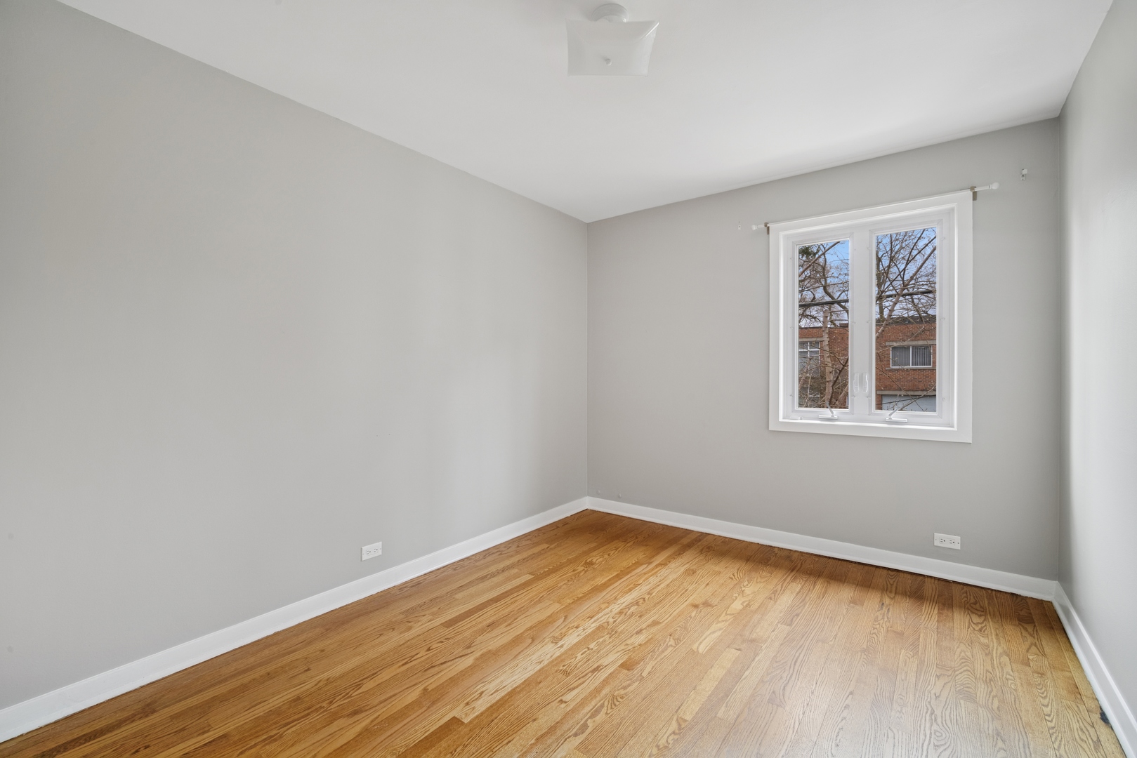 501 1/2 1/2 Ridge Road Wilmette, IL 60091 - Photo 9 of 16