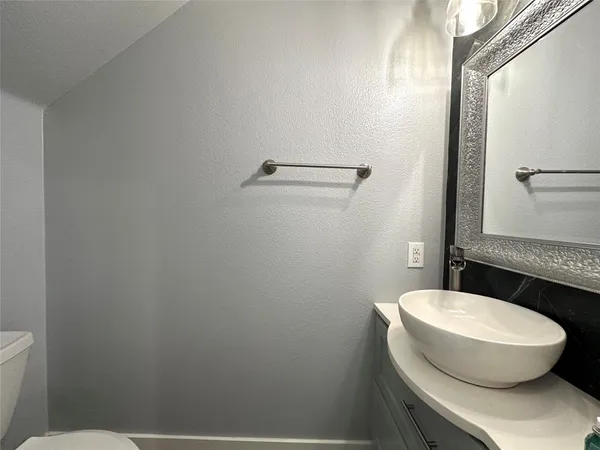 $2,700 | 803 Mallard Lake Trail, Leander, TX 78641