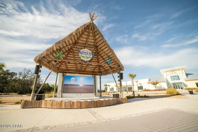 $2,500 | 8656 Weekend Drive, Panama City Beach, FL 32413