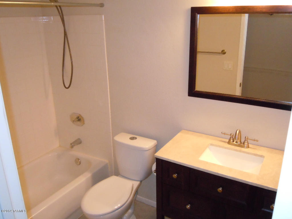 5570 South Stockwell Road Tucson, AZ 85746 - Photo 12 of 18 Gallery Image 12