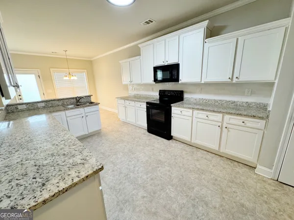 $2,700 | 732 Sanctuary Lane, Lawrenceville, GA 30046