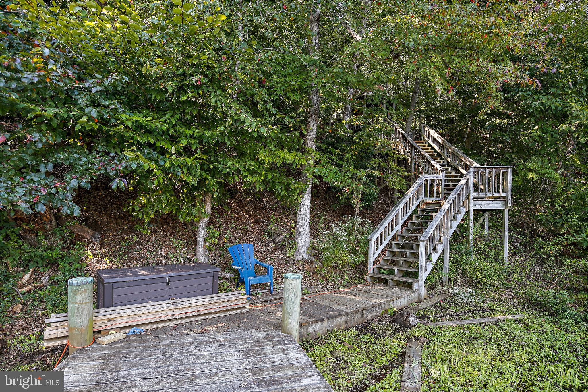 535 Post Oak Road Annapolis, MD 21401 - Photo 66 of 76 Stairway to Community Boat Dock