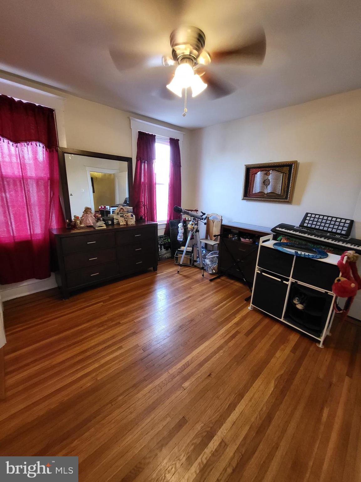 5725 Virginian Road Philadelphia, PA 19141 - Photo 25 of 33 Back Bedroom