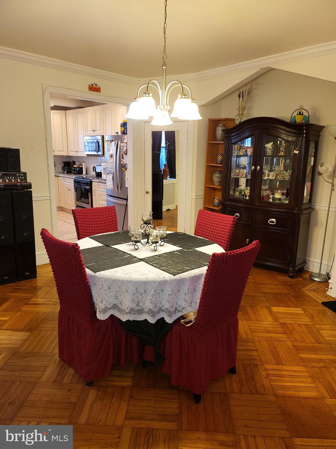 5725 Virginian Road Philadelphia, PA 19141 - Photo 10 of 33 Dining Room