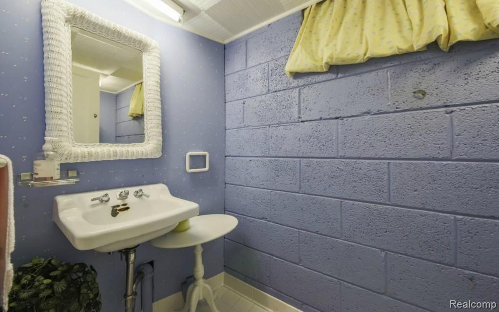 240 Touraine Road Grosse Pointe Farms, MI 48236 - Photo 43 of 50