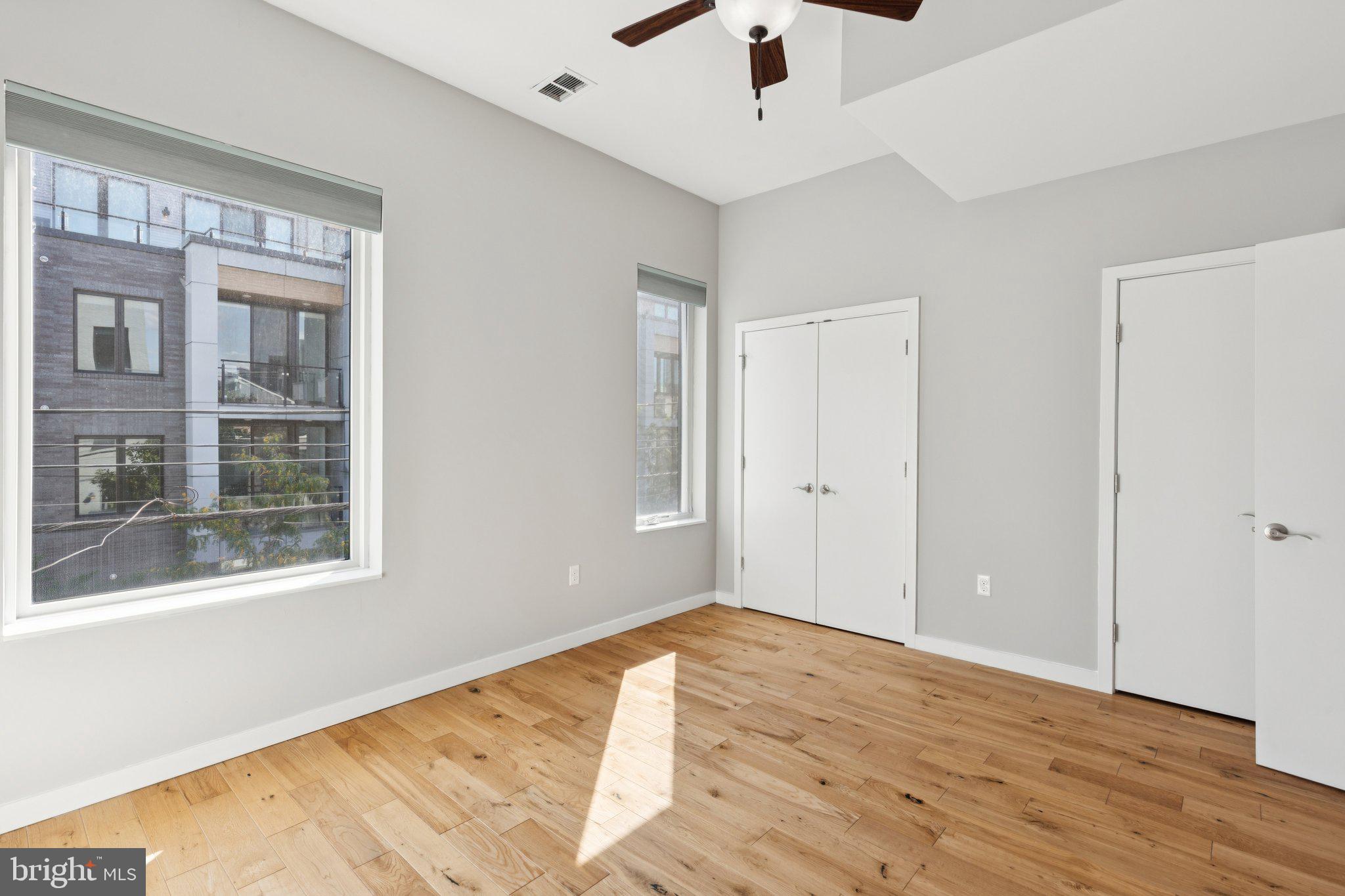 231 West Thompson Street Philadelphia, PA 19122 - Photo 22 of 48 Bedroom (3rd Floor)