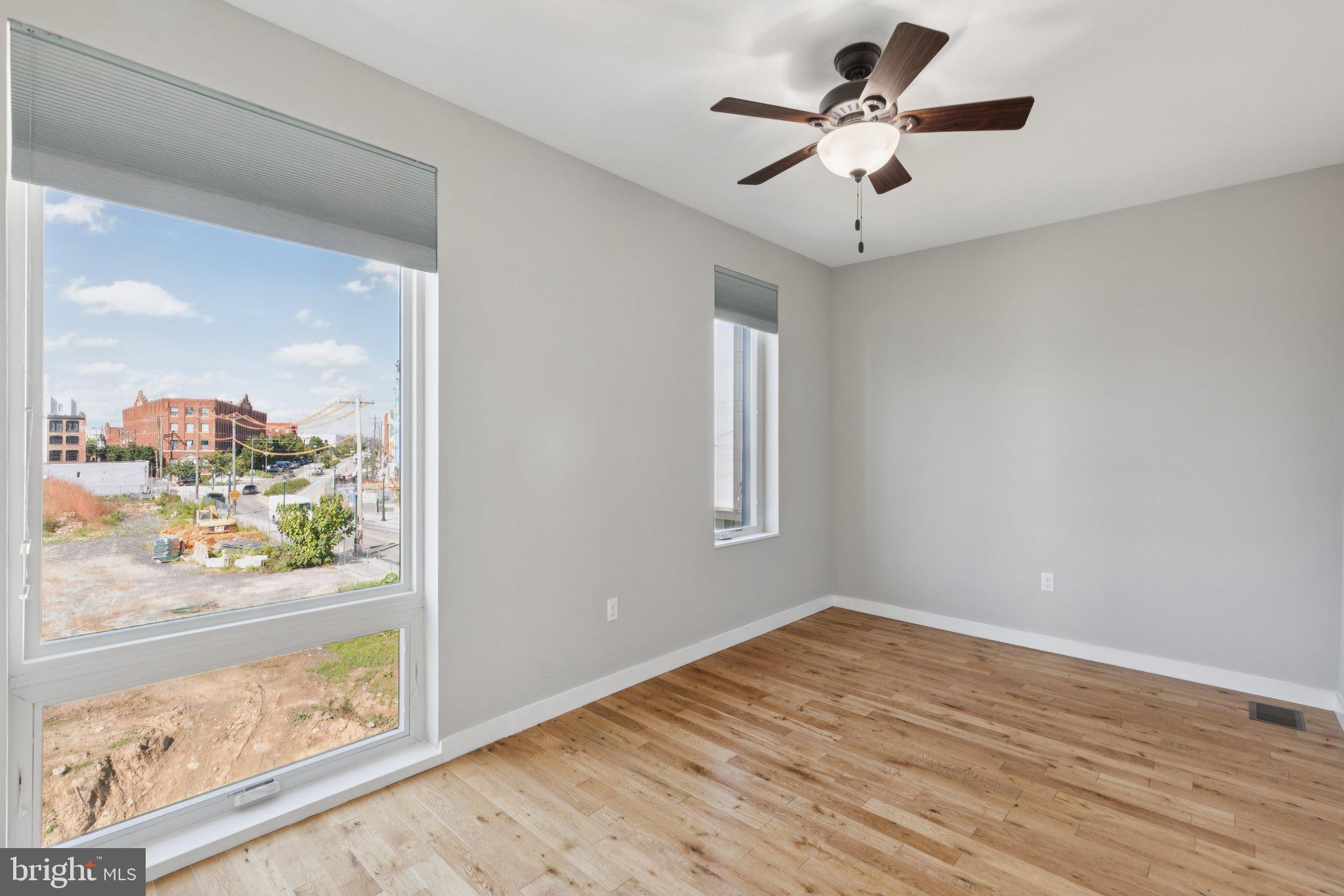 231 West Thompson Street Philadelphia, PA 19122 - Photo 29 of 48 Bedroom (2nd Floor)