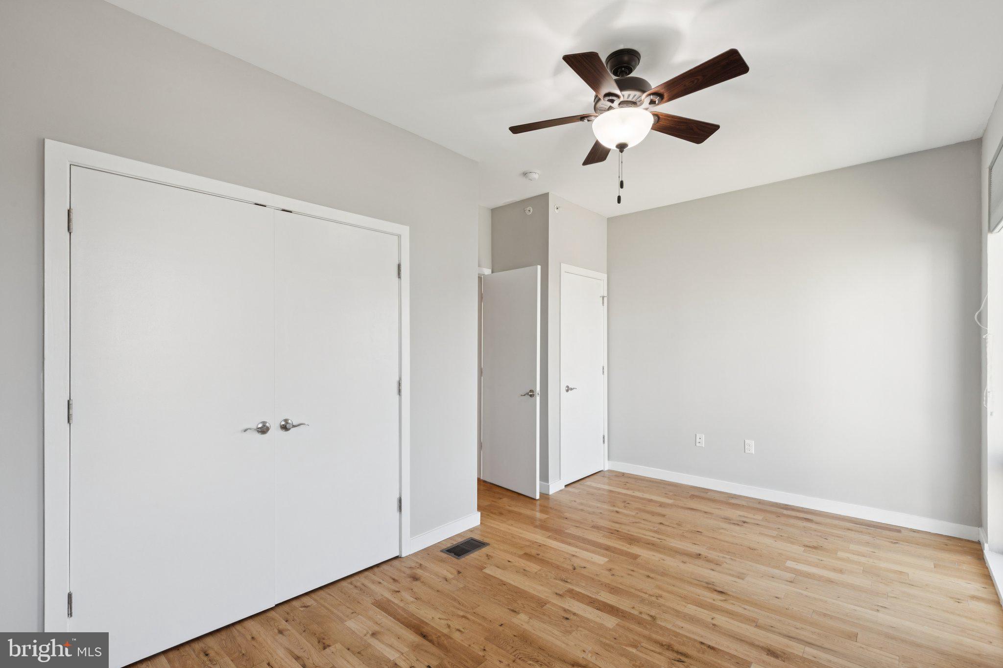 231 West Thompson Street Philadelphia, PA 19122 - Photo 30 of 48 Bedroom (2nd floor)