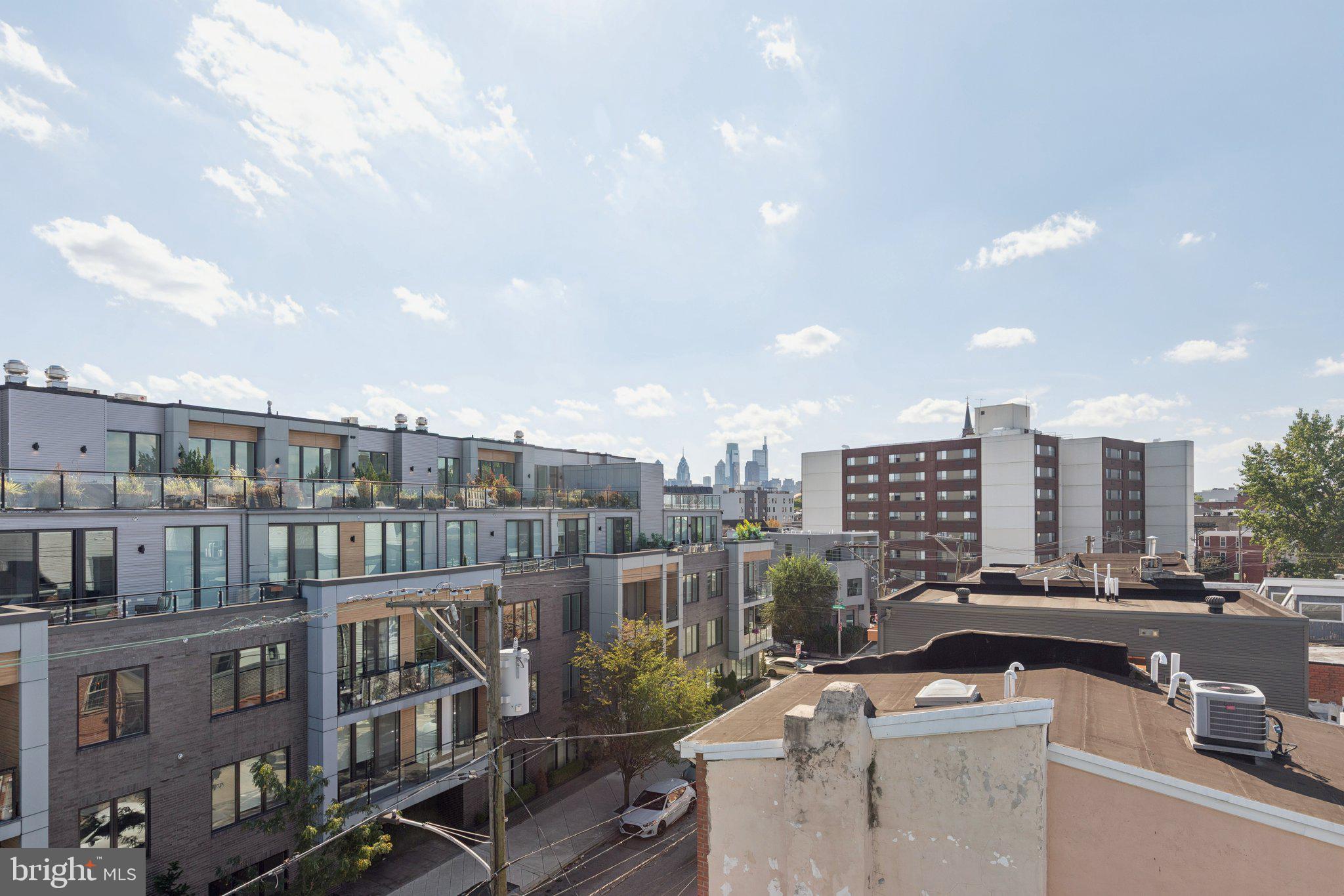 231 West Thompson Street Philadelphia, PA 19122 - Photo 39 of 48 View from Roof Deck