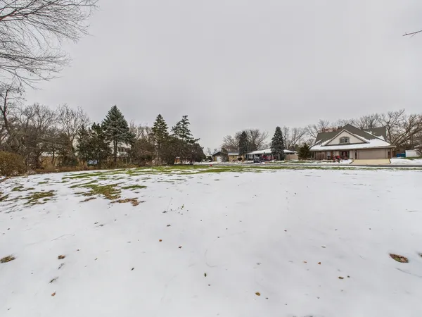 $109,900 | 12412 South Melvina Avenue, Palos Heights, IL 60463