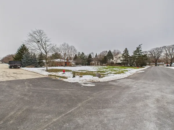 $109,900 | 12412 South Melvina Avenue, Palos Heights, IL 60463