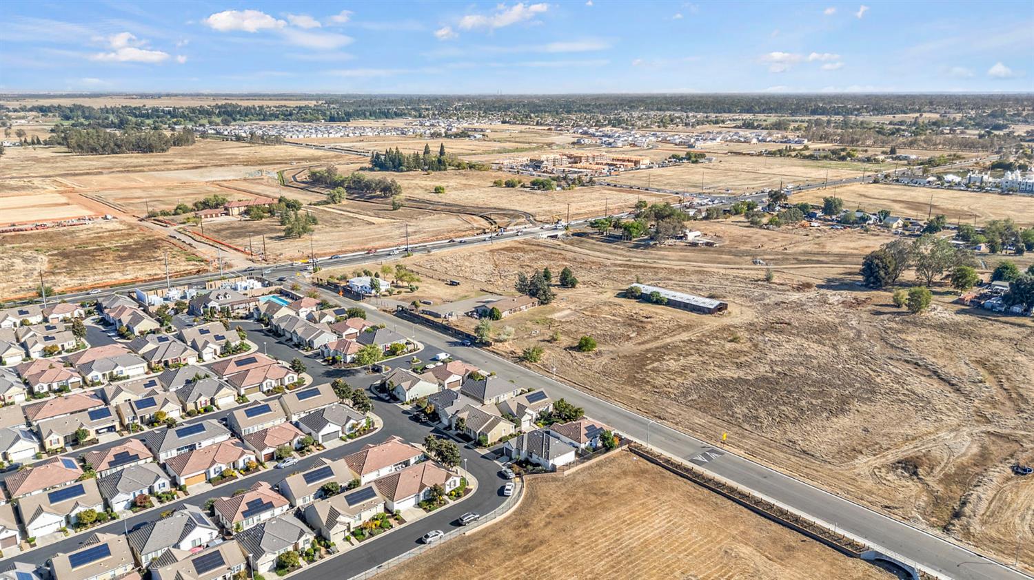 7525 Eldred Way Sacramento, CA 95829 - Photo 34 of 38 aerial view of property and surrounding area with rural landscape