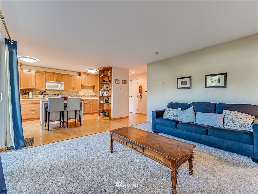 7901 196th Street Southwest, Unit 7 Edmonds, WA 98026 - Photo 8 of 27 Gallery Image 8