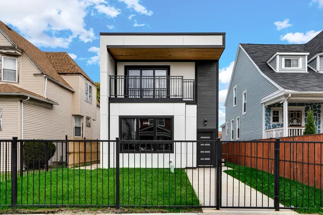 $499,000 | 843 North Lorel Avenue, Chicago, IL 60651