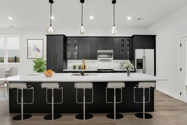 $499,000 | 843 North Lorel Avenue, Chicago, IL 60651