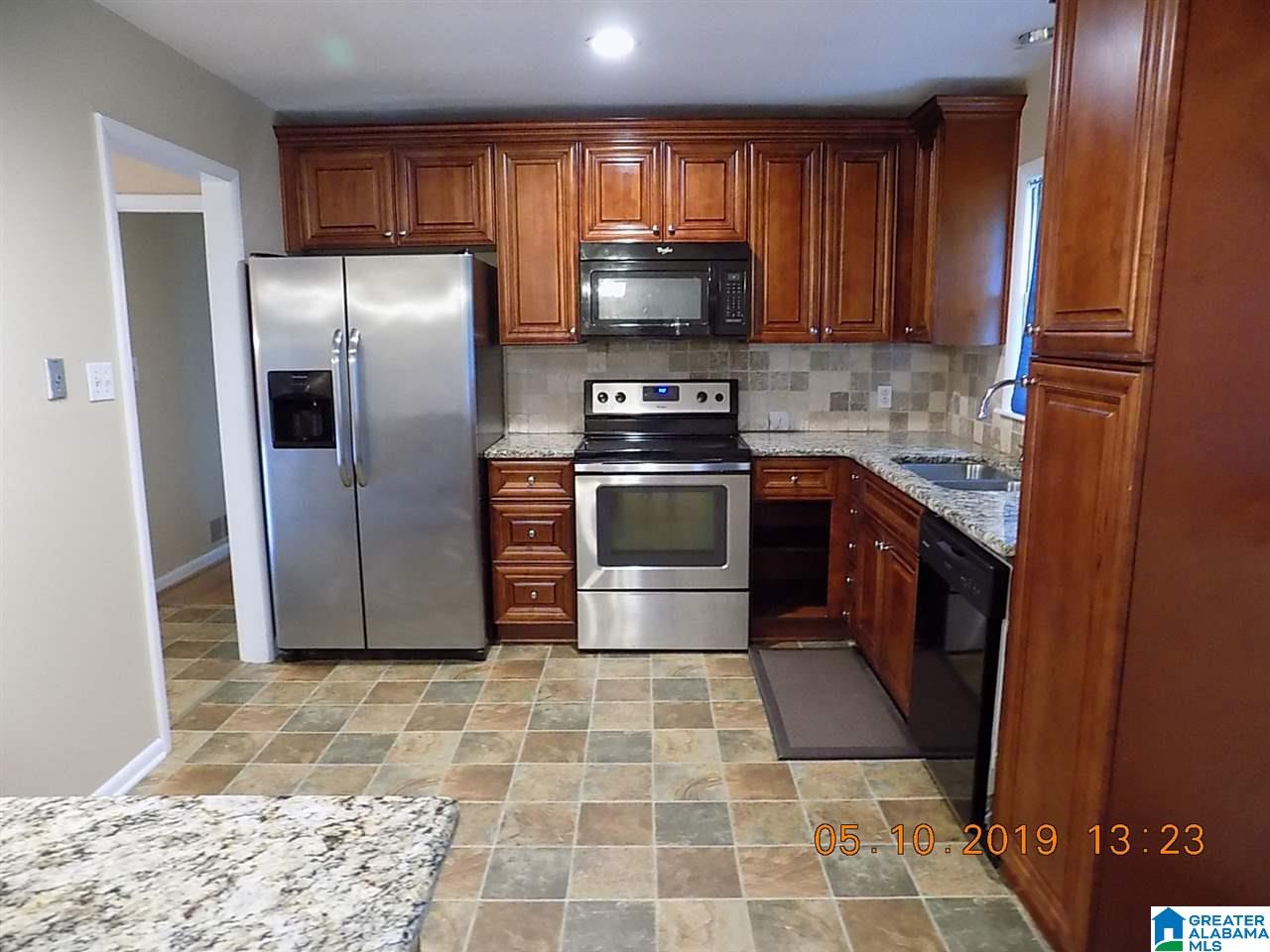 2463 Rocky Ridge Road Birmingham, AL 35243 - Photo 7 of 28