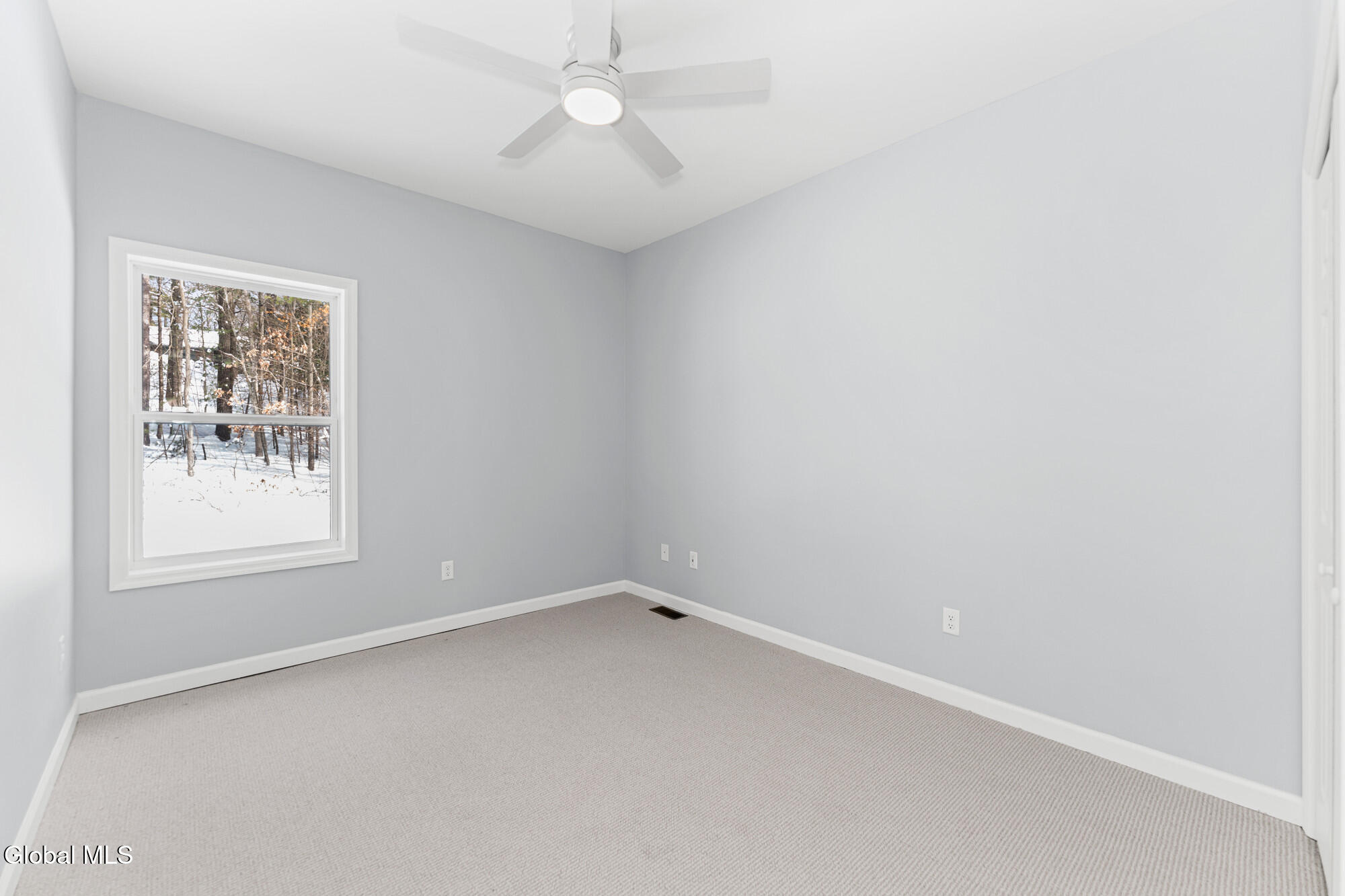 176 Montray Road Queensbury, NY 12804 - Photo 24 of 47 5 Bedroom 1