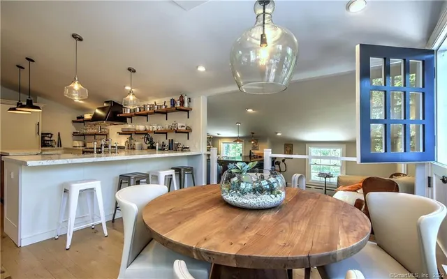 $8,950 | 96 Kings Highway North, Westport, CT 06880