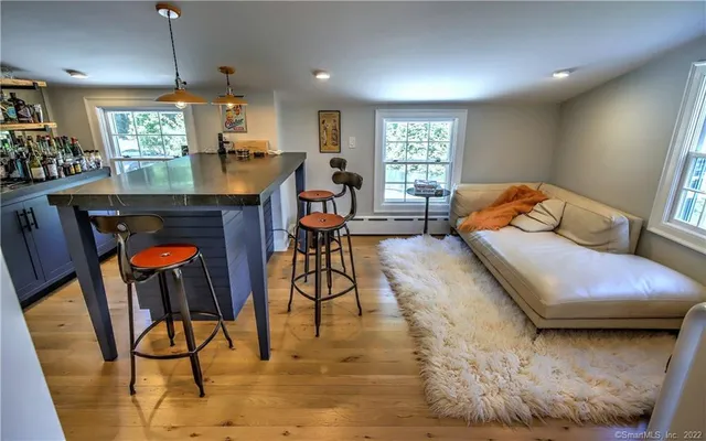 $8,950 | 96 Kings Highway North, Westport, CT 06880