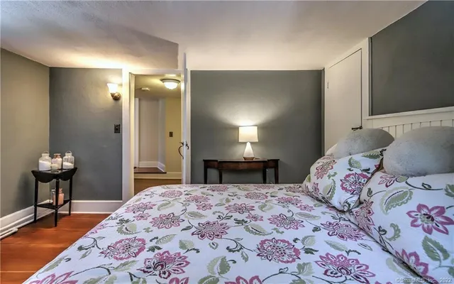 $8,950 | 96 Kings Highway North, Westport, CT 06880