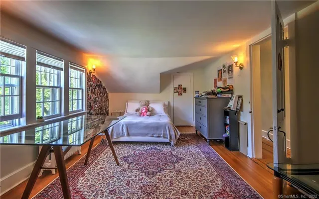 $8,950 | 96 Kings Highway North, Westport, CT 06880