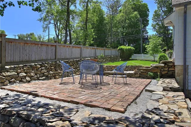 $8,950 | 96 Kings Highway North, Westport, CT 06880