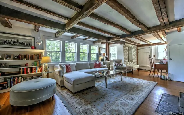 $8,950 | 96 Kings Highway North, Westport, CT 06880