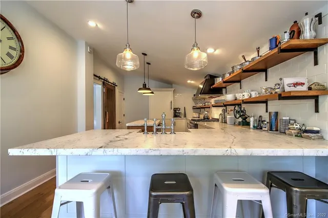 $8,950 | 96 Kings Highway North, Westport, CT 06880