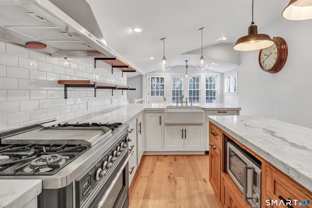 $8,950 | 96 Kings Highway North, Westport, CT 06880