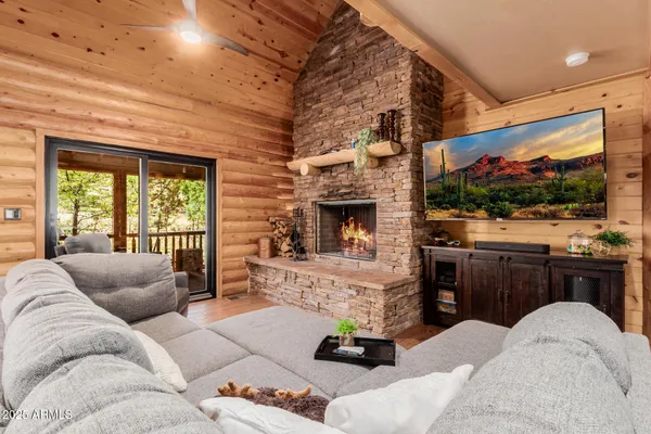 $1,099,000 | 6215 Sharyn Road, Pine, AZ 85544