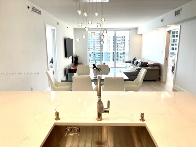 $7,000 | 1830 South Ocean Drive, Unit 1603, Hallandale Beach, FL 33009