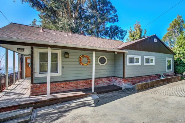 $738,000 | 7937 Sunkist Drive, Oakland, CA 94605