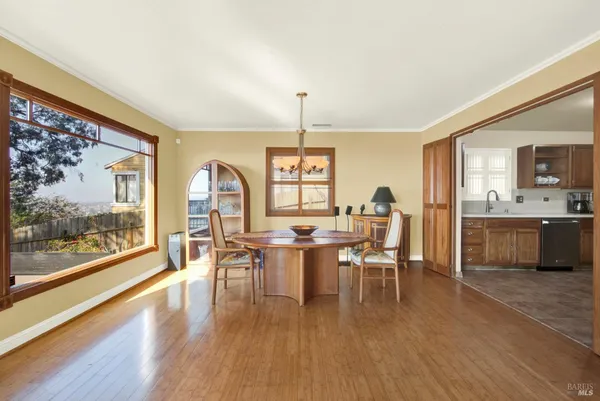 $738,000 | 7937 Sunkist Drive, Oakland, CA 94605
