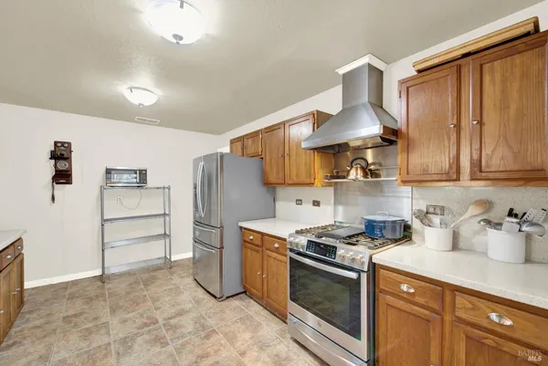 $738,000 | 7937 Sunkist Drive, Oakland, CA 94605