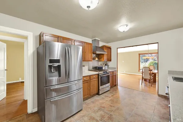 $738,000 | 7937 Sunkist Drive, Oakland, CA 94605