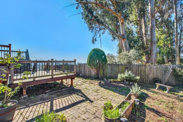 $738,000 | 7937 Sunkist Drive, Oakland, CA 94605