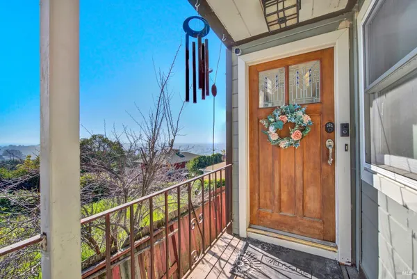 $738,000 | 7937 Sunkist Drive, Oakland, CA 94605