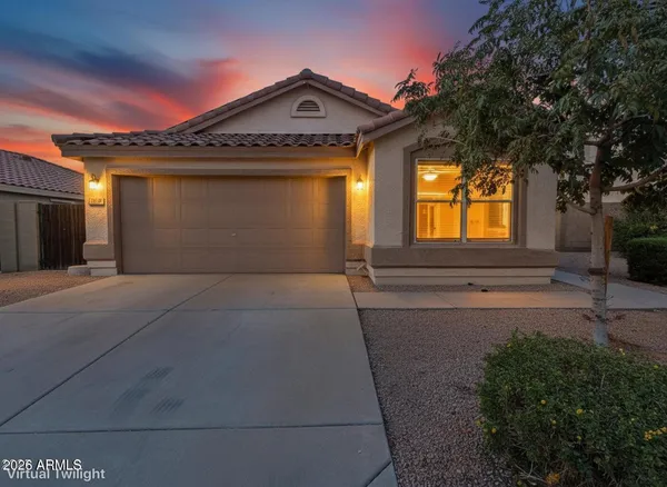 $2,195 | 1042 South Clancy Circle, Mesa, AZ 85208