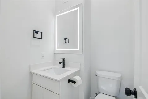 $449,000 | 430 East 8th Street, Unit 103, Dallas, TX 75203