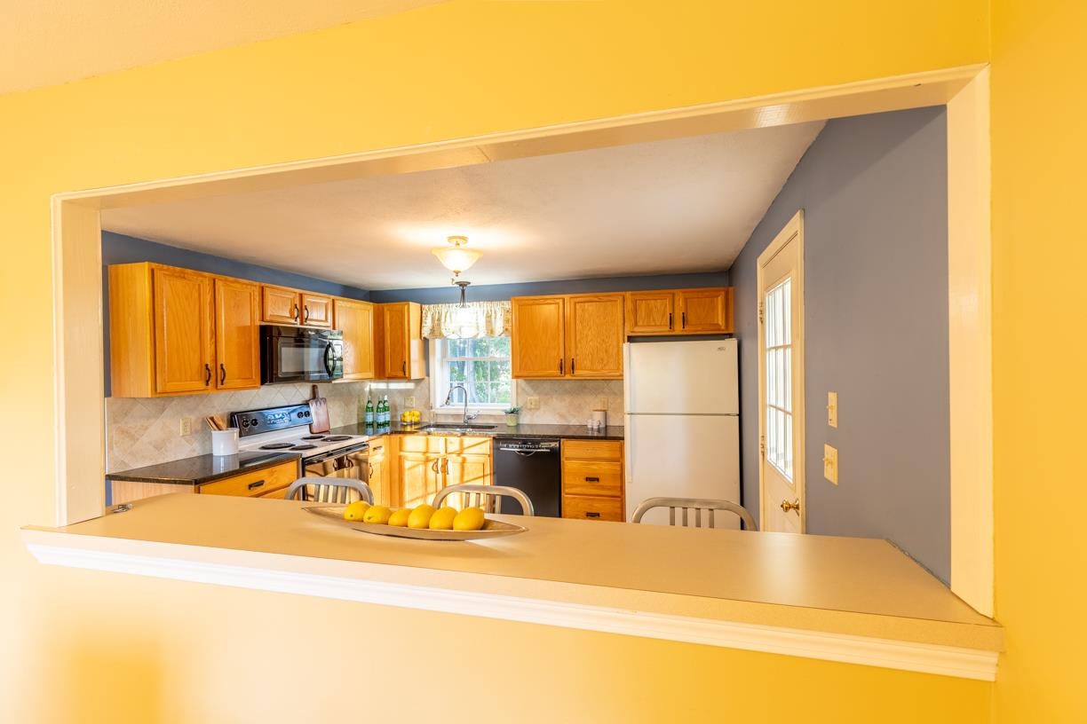 703 Portland Street Rochester, NH 03868 - Photo 35 of 57