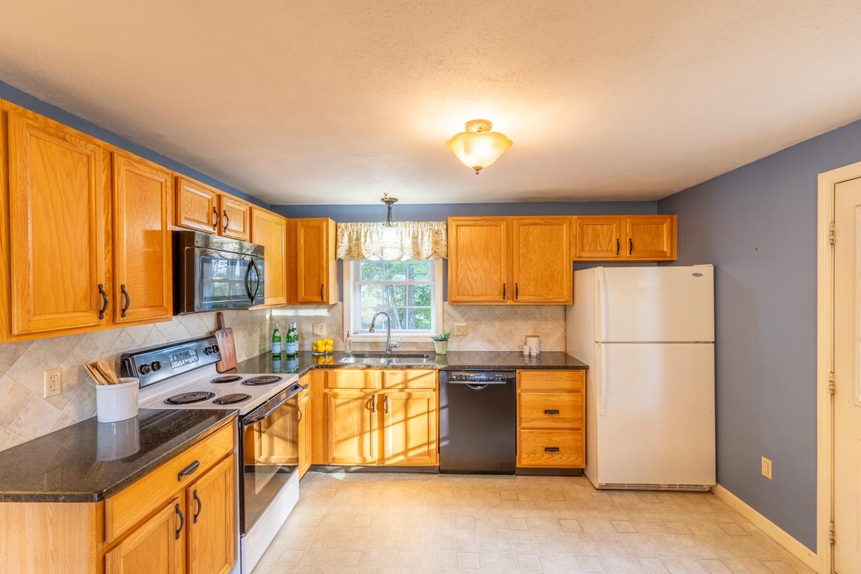 703 Portland Street Rochester, NH 03868 - Photo 54 of 57