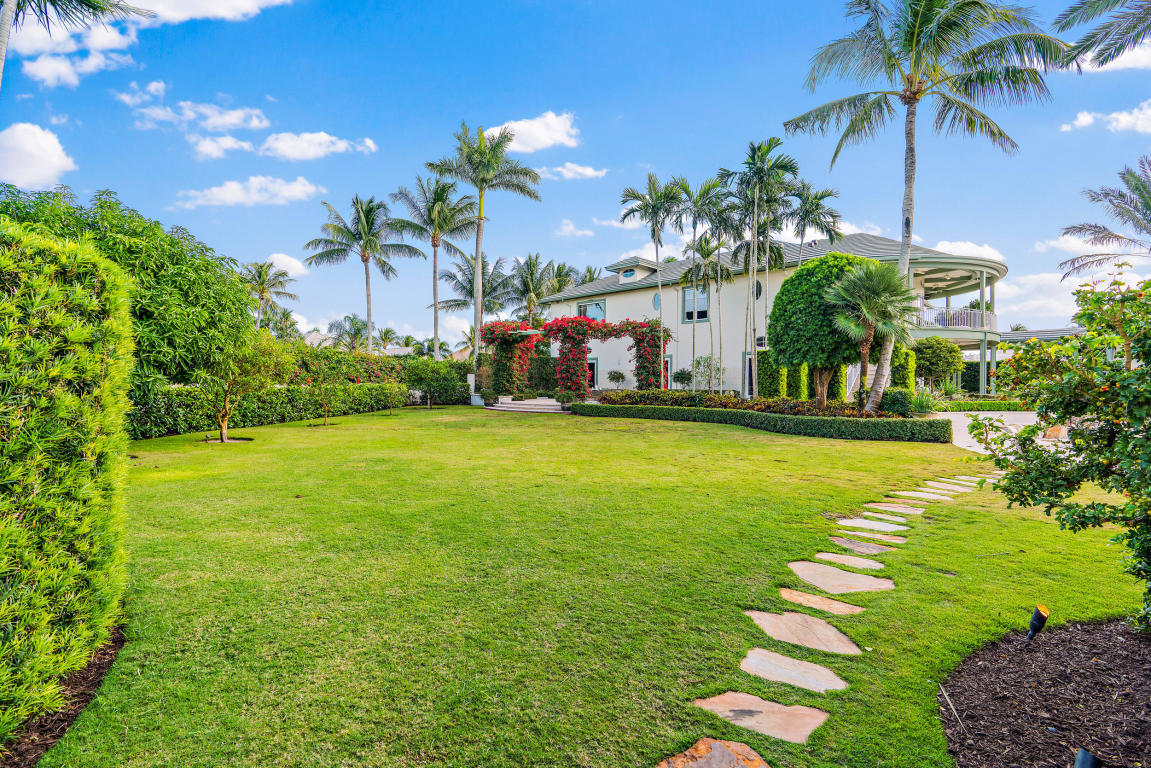 3131 Casseekey Island Road Jupiter, FL 33477 - Photo 24 of 57 Yard