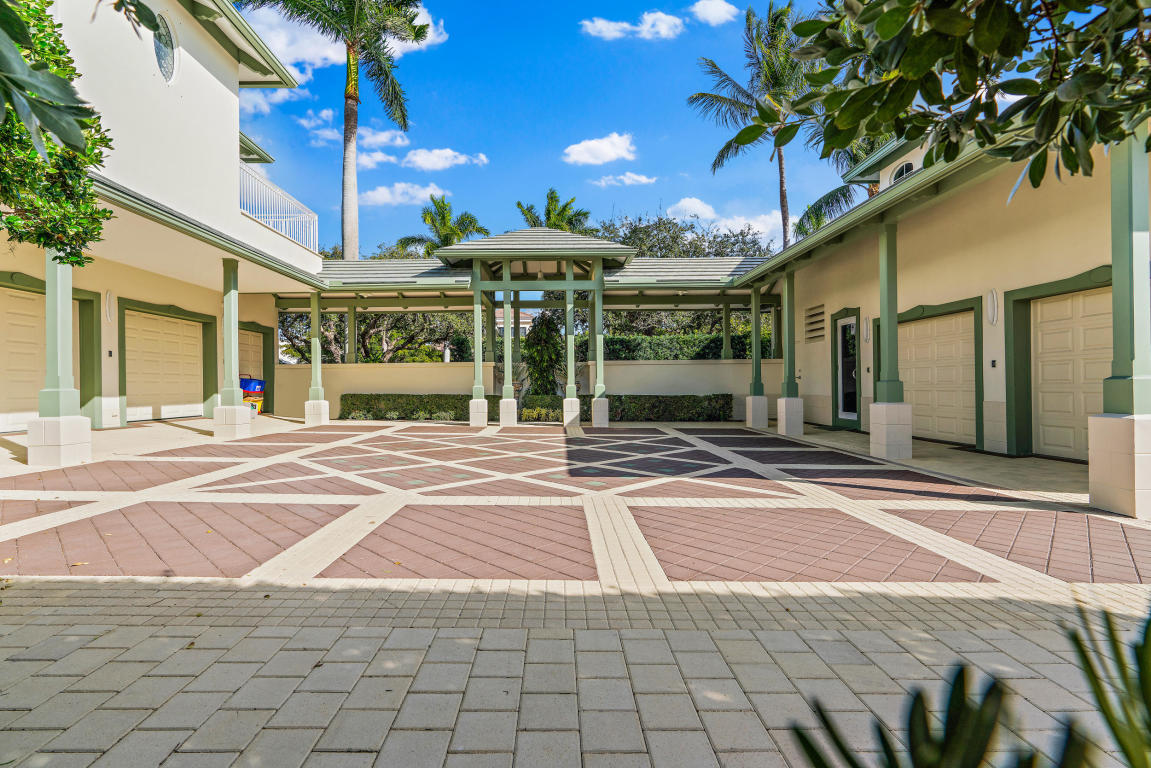 3131 Casseekey Island Road Jupiter, FL 33477 - Photo 25 of 57 Garages