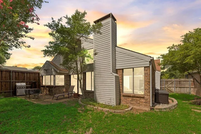 $480,000 | 14826 Le Grande Drive, Addison, TX 75001