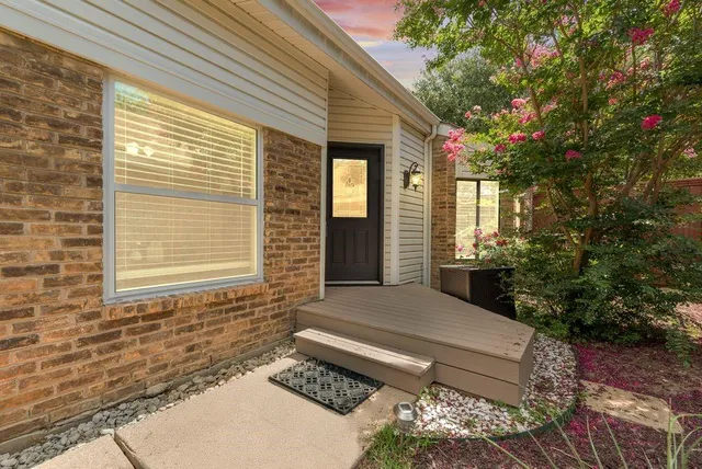 $480,000 | 14826 Le Grande Drive, Addison, TX 75001